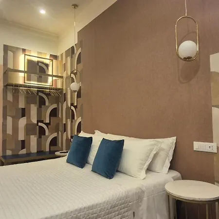 B62 Charm Apartment Rom