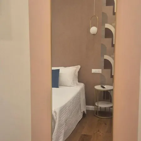 Apartment B62 Charm